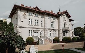 Pałac Lacon